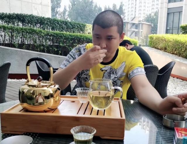 图片[6]-网红老方丈透露二驴没和平台签约，现身外站，涨粉2万，发声感谢-万图副业网