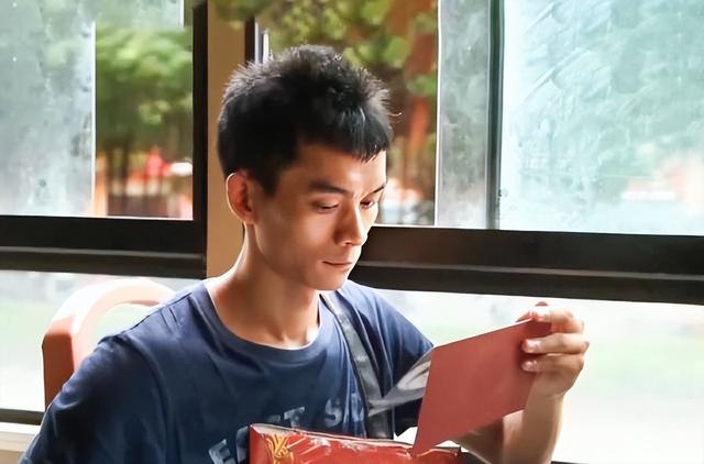 图片[12]-牛人参加高考14年，不考清华不罢休-万图副业网