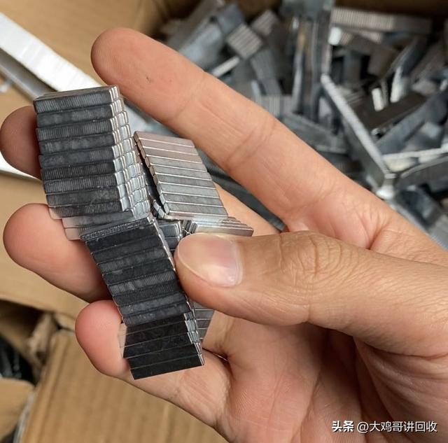冷门生意才好做，靠回收强磁挣钱-万图副业网